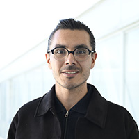 Retrato de Raúl Sampieri
